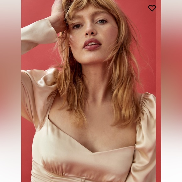 NWOT Reformation Roe Silk Top in Ivory/Almond/Champagne Sz 6 - Picture 5 of 8